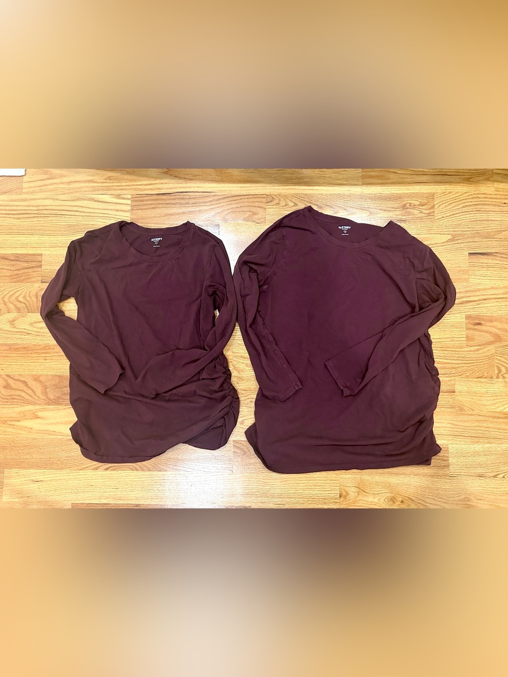 Old navy maroon fitted maternity long sleeve cotton shirts L and XL great cond